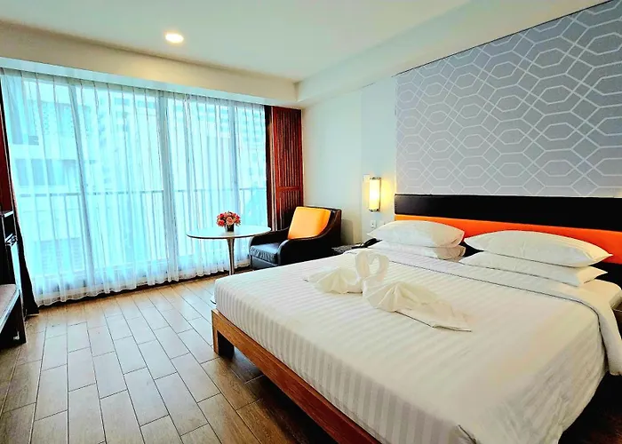 Hotel Dynasty Grande