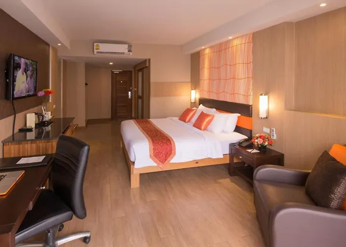Dynasty Grande Hotel 4*