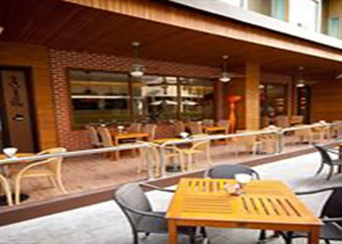 Dynasty Grande Hotel